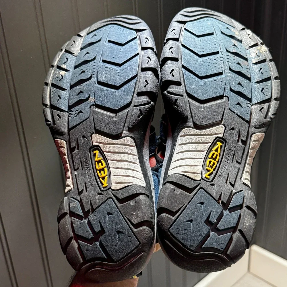 KEEN Mens Newport H2 Navy/Medium Grey Sport Sandals Size 8